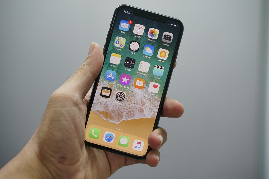 Can I use iPhone 11 for 5 years?