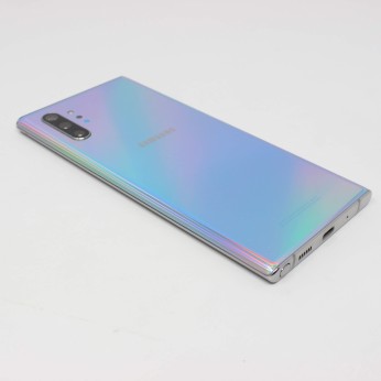 note 10 plus croma