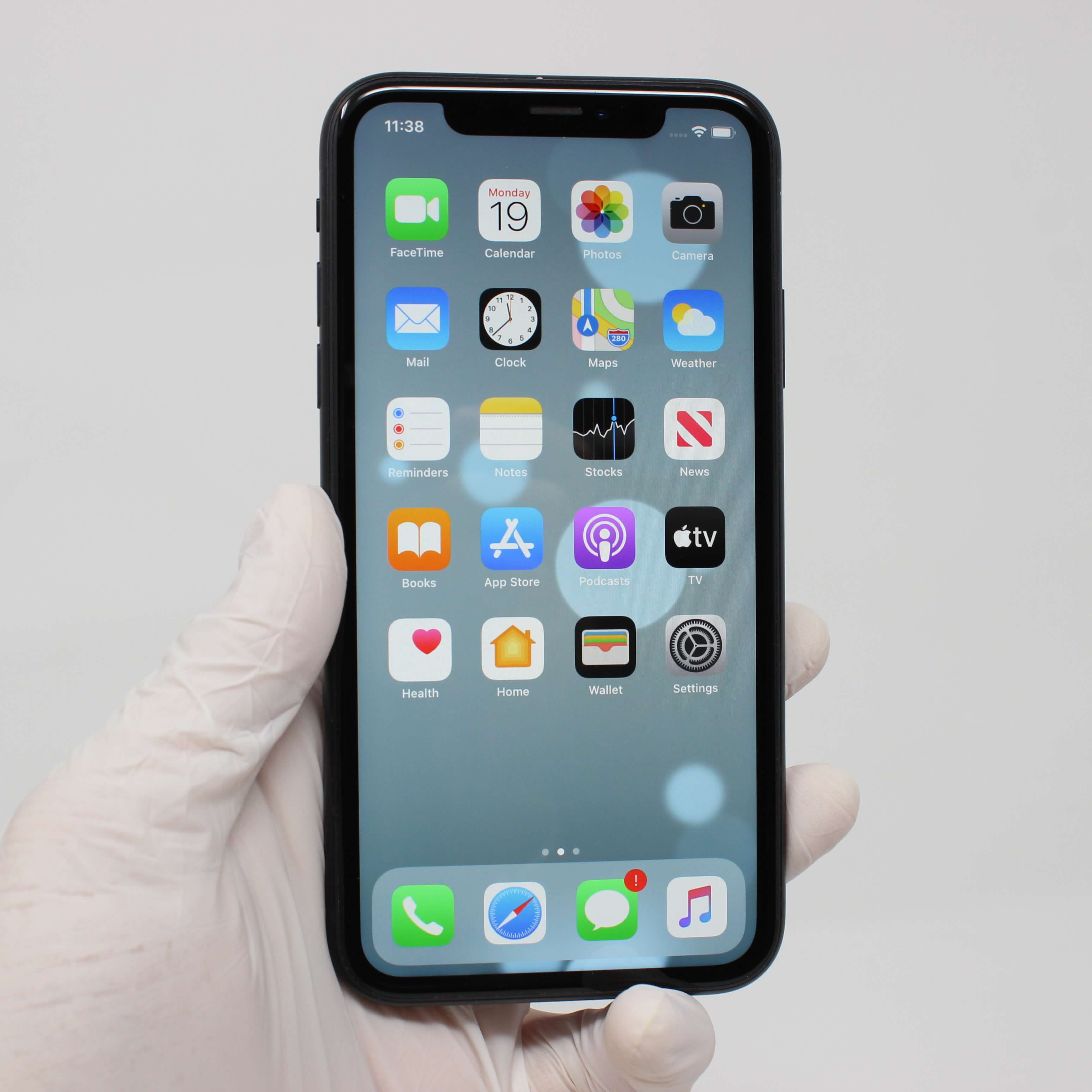 iphone-xr-64gb-black-verizon-for-sale-uptradeit